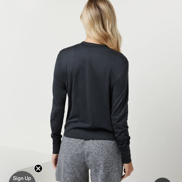 Vuori Women's Daydream Crew Long Sleeve Tee - Black - Picture 3 of 5